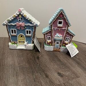 Adorable Easter Light-up Gingerbread House Decor Set - Set of 2- NWT